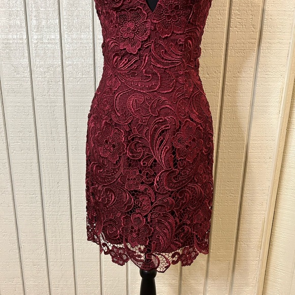 Dress The Population Allie Lace Mini Dress, size XS.  NWT. - Picture 3 of 8